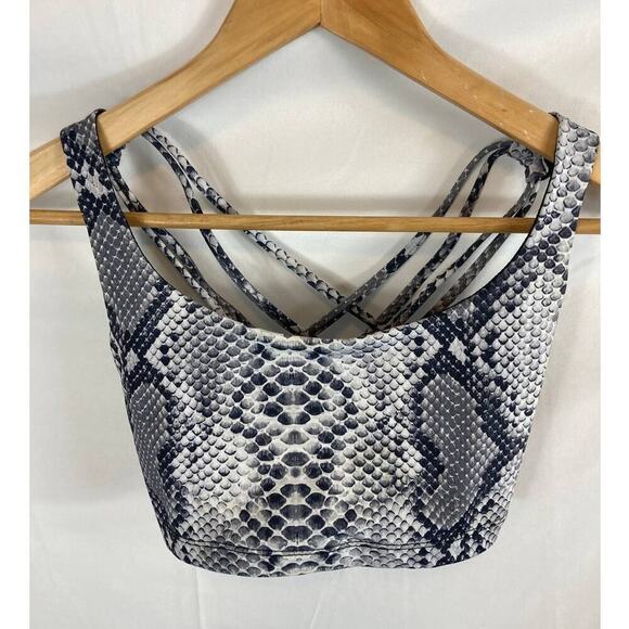 NWOT ONZIE YOGA #354 WHITE COBRA CHIC BRA SZ S/M - Picture 3 of 5